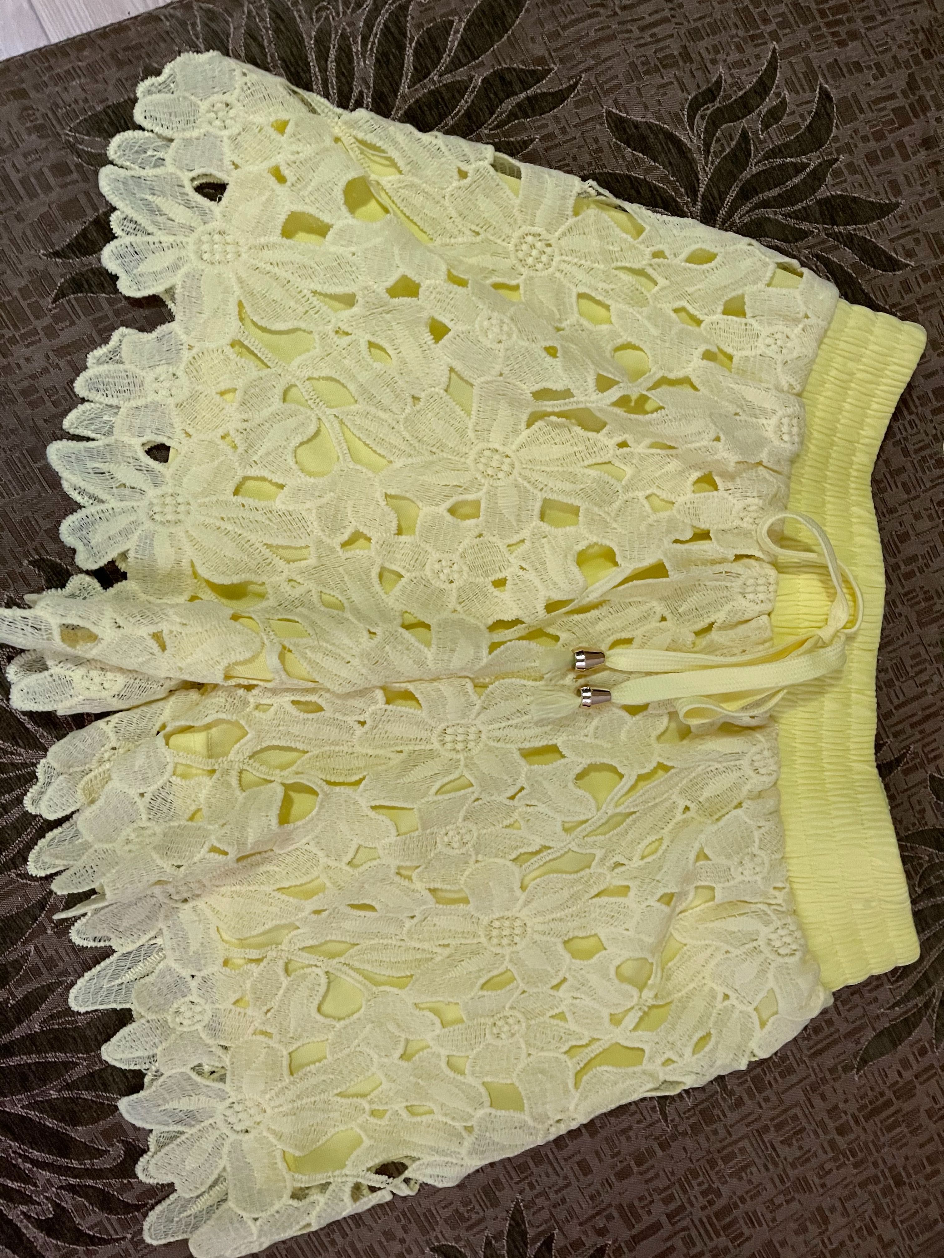 Луксозен жълт комплект потниче и къси панталонки супер хит S/M M M/L