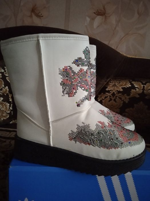 Сапожки женские новые утеплённые размер 37-38