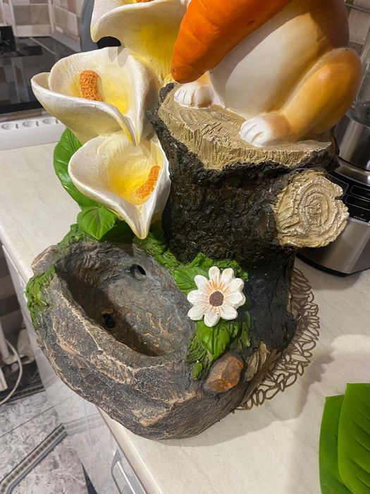 Vand fântână arteziana