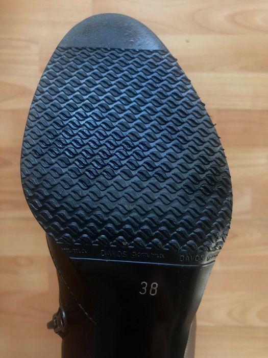 Vand cizme scurte dama piele