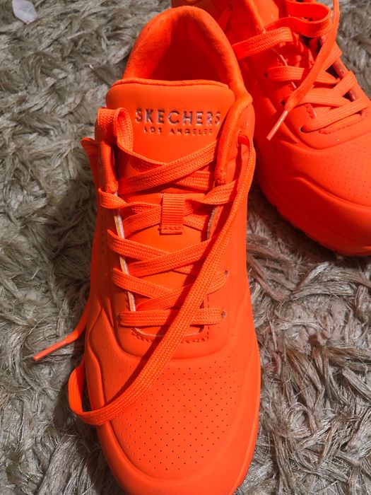 Vând Skechers in stare foarte buna