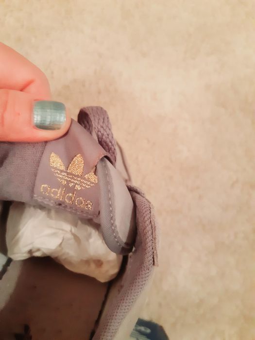Сиви кецове Adidas Continental