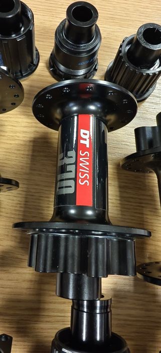 Главини и хъбове DT Swiss 350,370 15х100,15х110,12х142,12x148 Ratchet