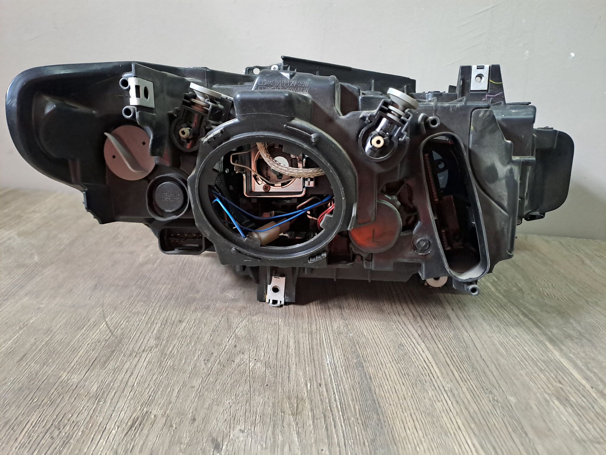 BMW 3 f30/f31 фар ляв ксенон