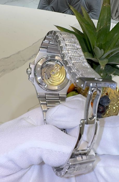 patek philippe nautilus сребро/пълен диамант
