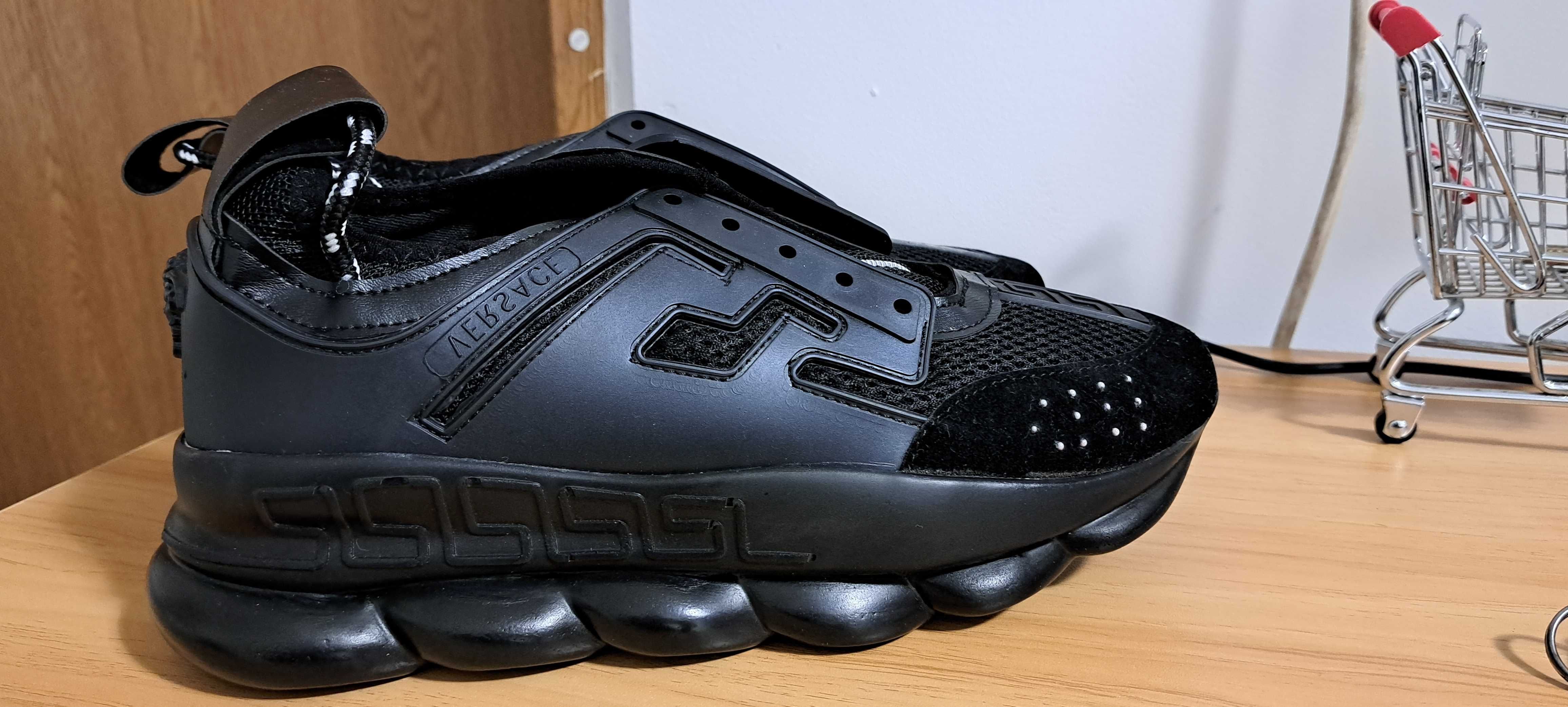 Adidasi Versace Chain Reaction