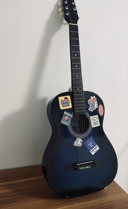 Гитара акустически