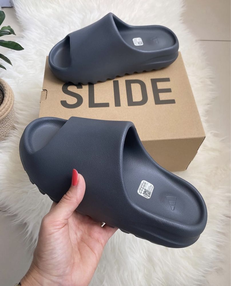 Yeezy Slides 40-41-42-46