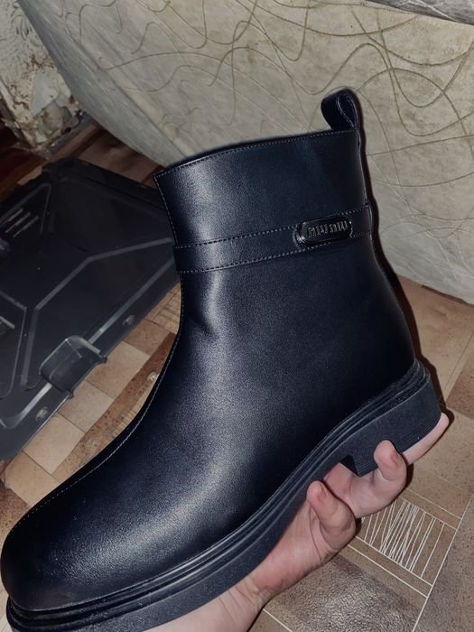 Продаю обув  кожанка,42-43размер