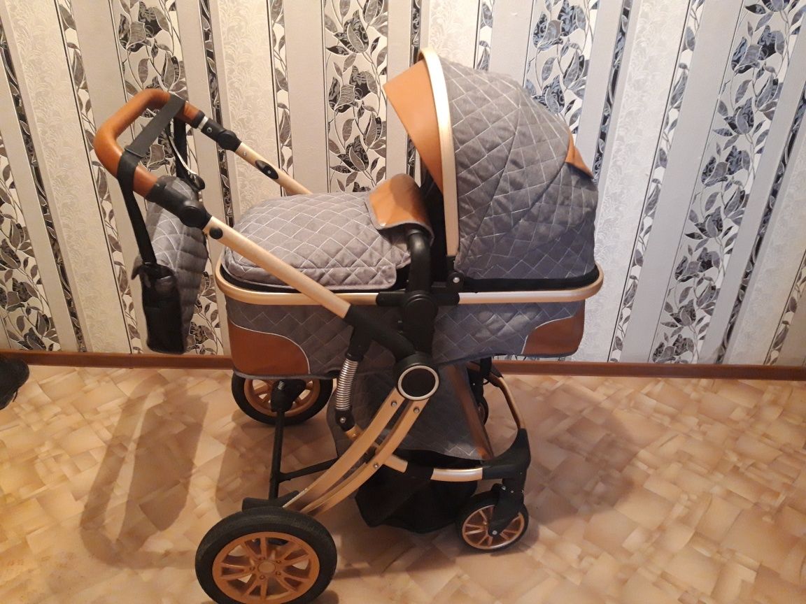 Продам детскую  коляску