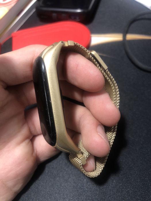 Продам mi band 3