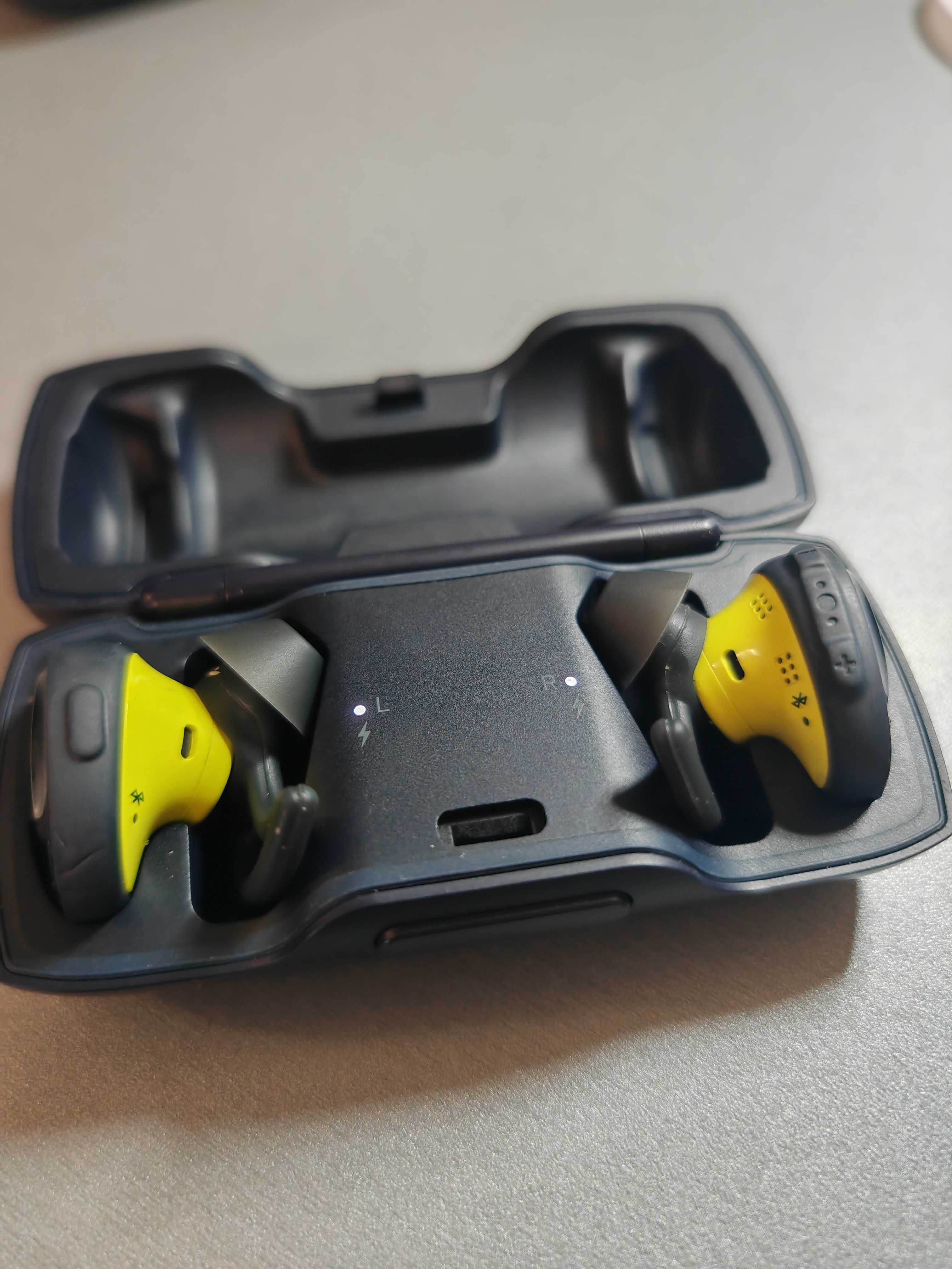 Слушалки  Bose SoundSport Free Wireless