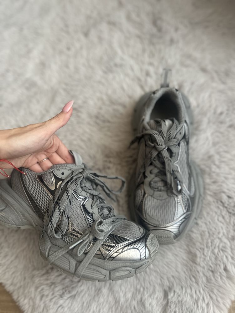 Balenciaga 3xl - сиви