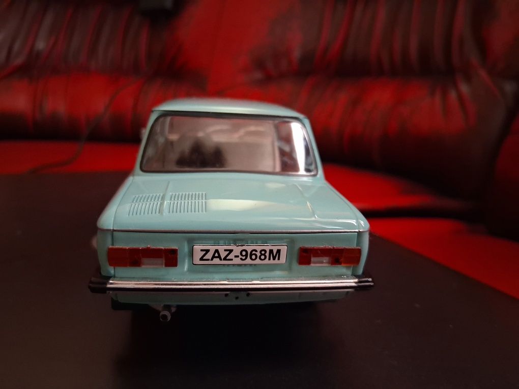 ЗАЗ 968М метален модел мащаб 1/24 ZAZ968 diecast
