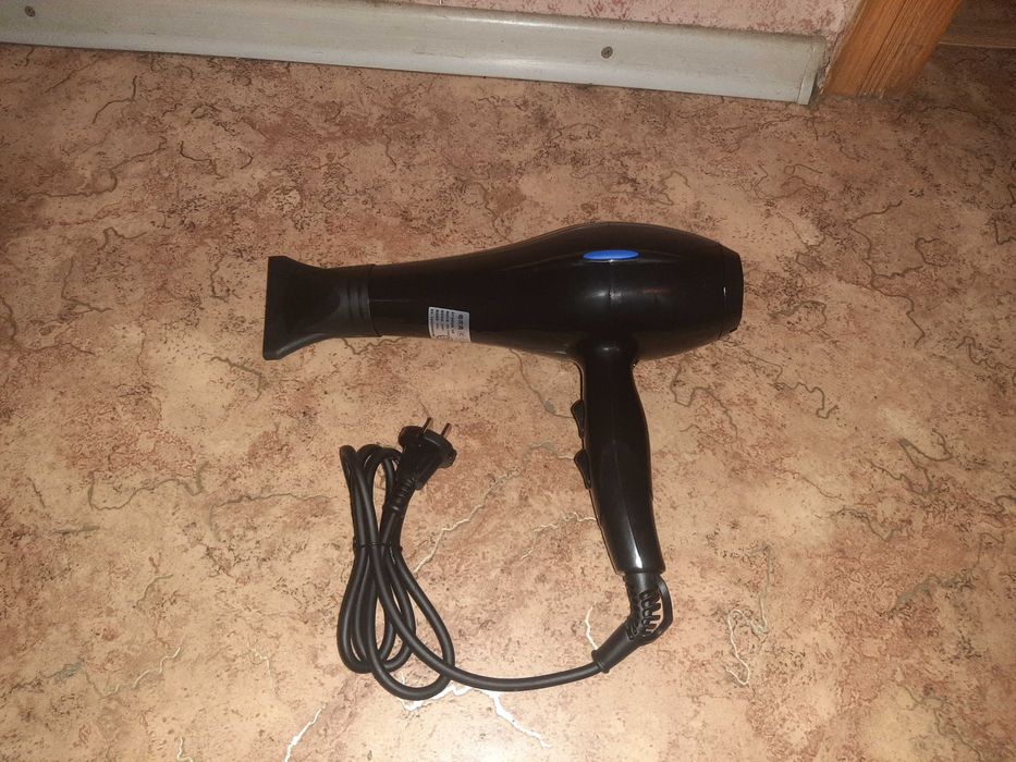 Продам фен(Новый)