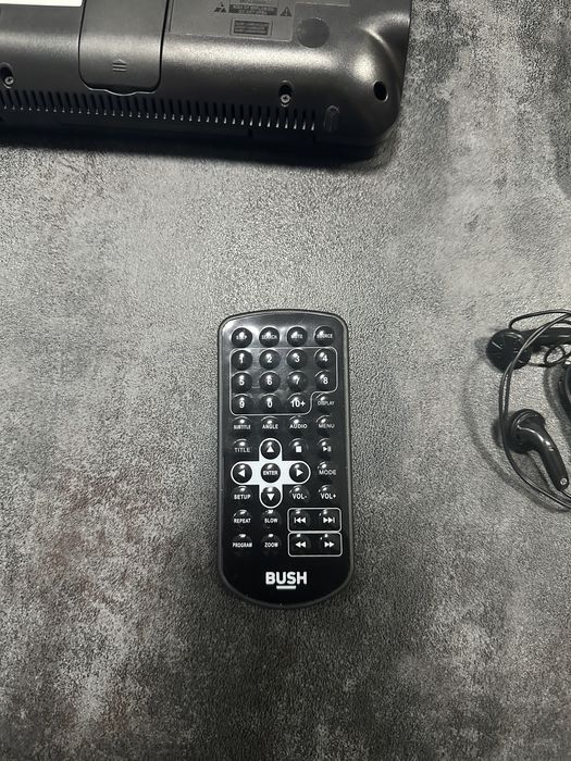 Bush телевизор за кола