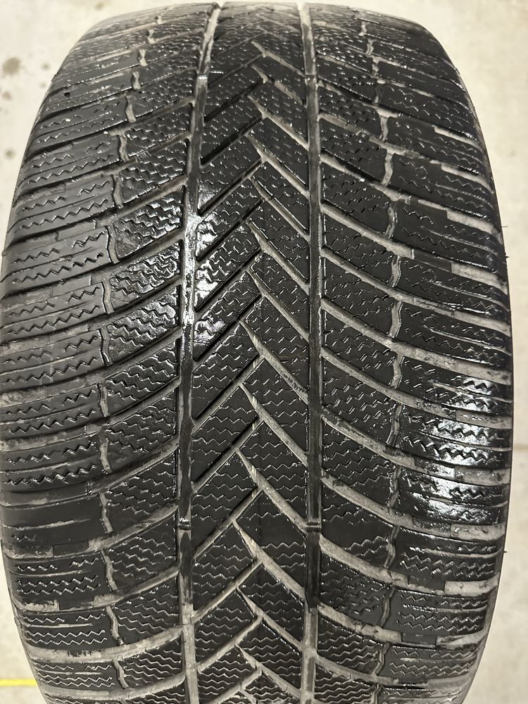 Зимни гуми Bridgestone Blizzak LM005
