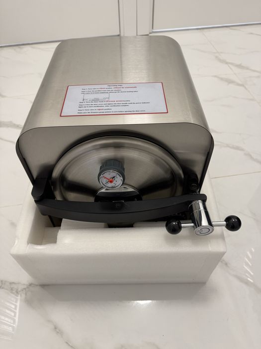 Sterilizator autoclav
