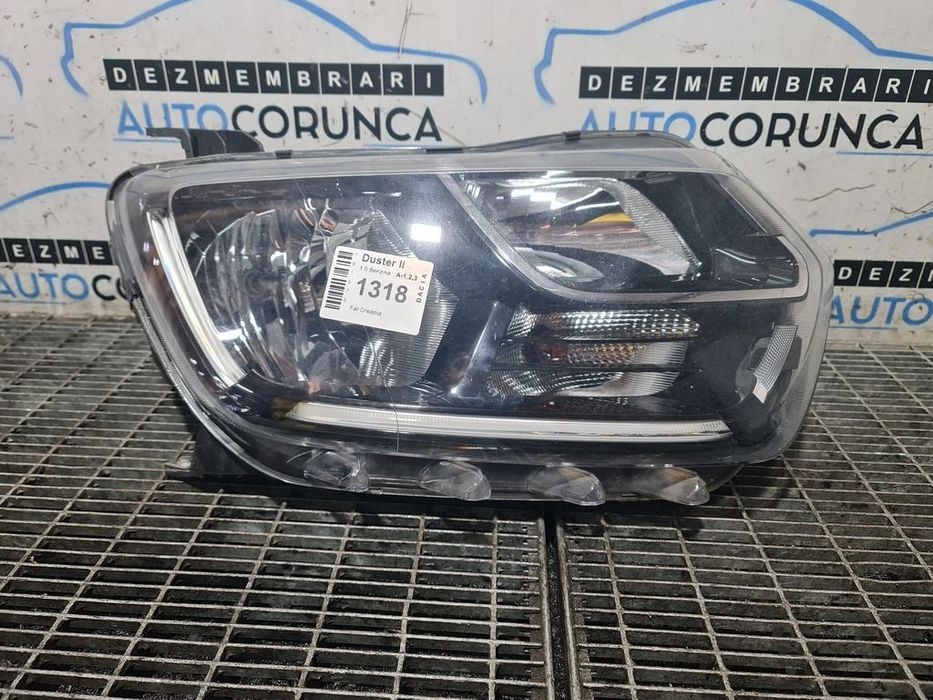 Far Dreapta Dacia Duster II 2018 - 2021 SUV 4 Usi (1318) Fara xenon