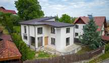 Casă cu etaj de vânzare în Municipiul Săcele – zona Poiana Angelescu