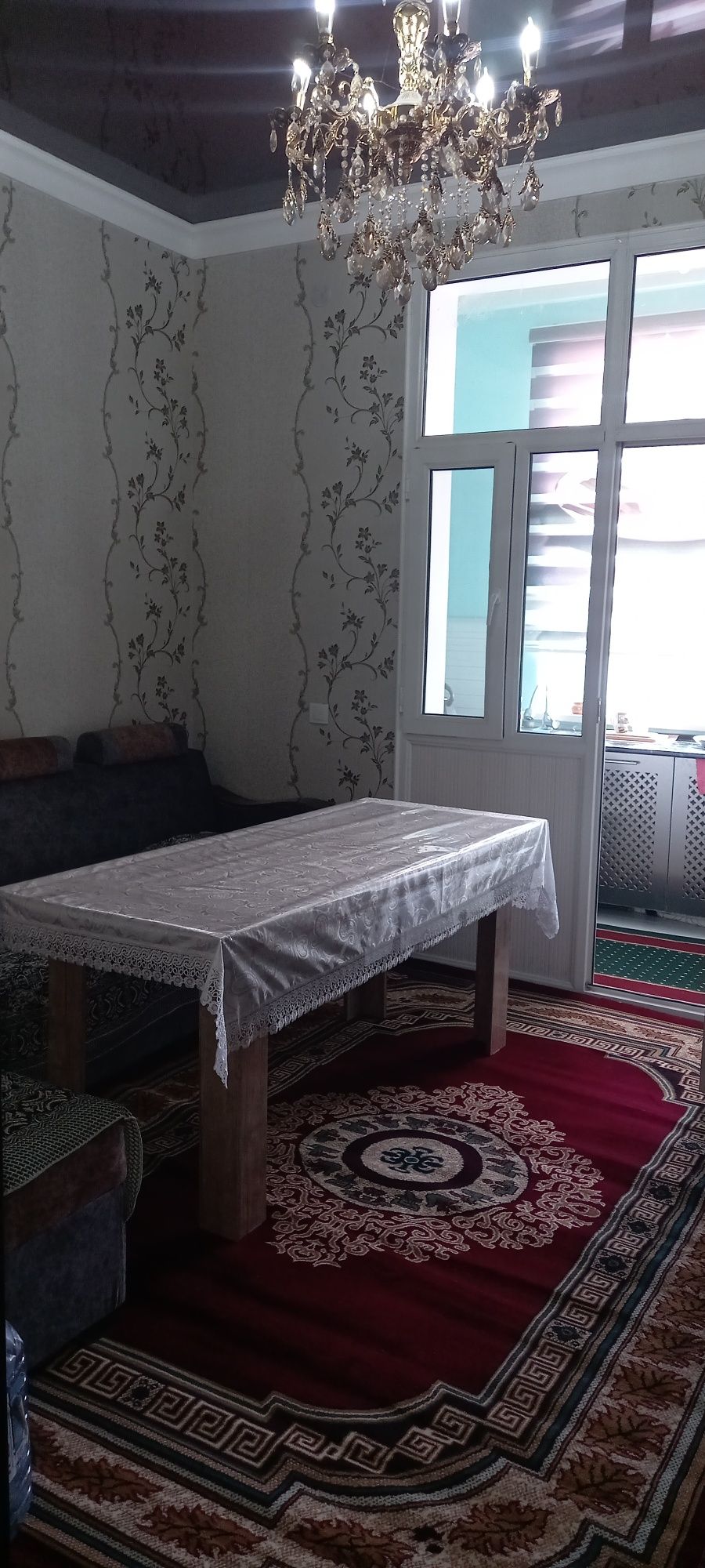 Квартира  Универге жакын ижарага бериледи