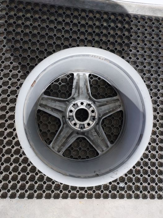 o janta 19 originala mercedes gla x156 w156 amg 8j et43,5