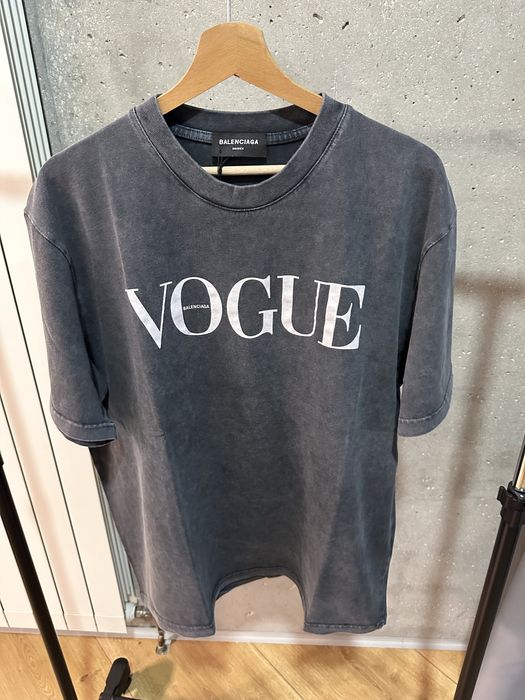 Tricouri balenciaga lichidare