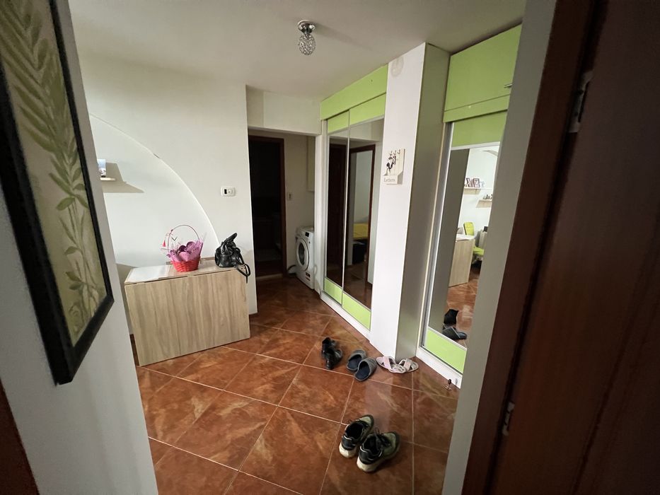 Inchiriez apartament 2 camere complet mobilat
