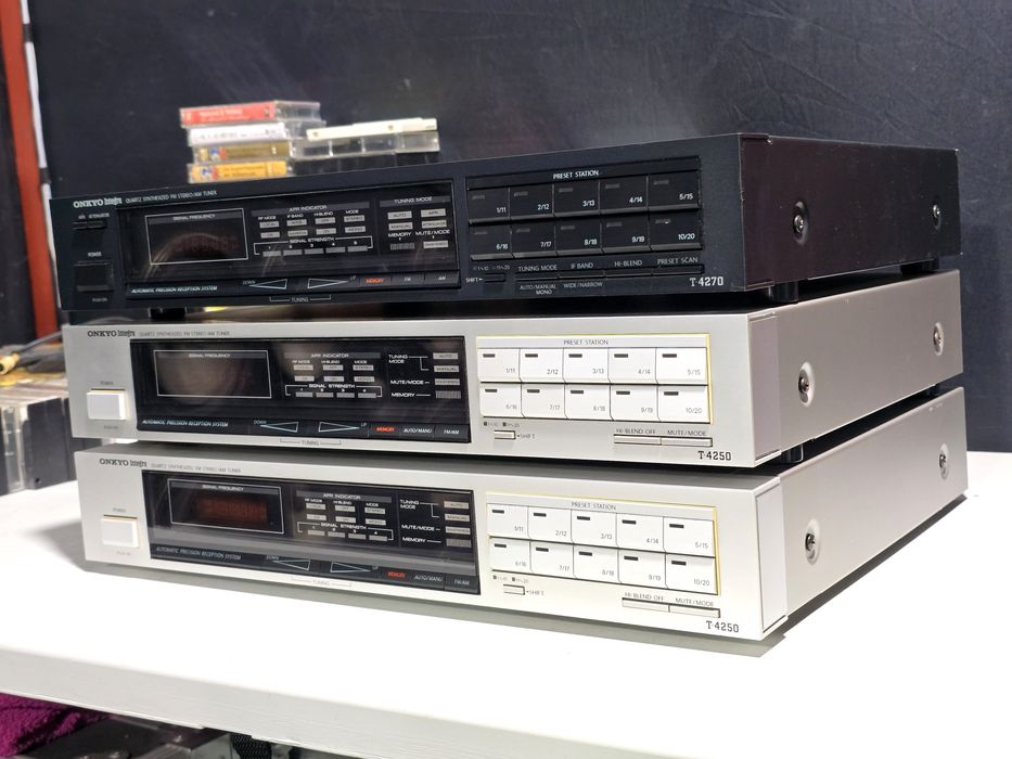 Radio tuner ONKYO INTEGRA T-4250 black, T-4270 argintiu,  hifi stereo