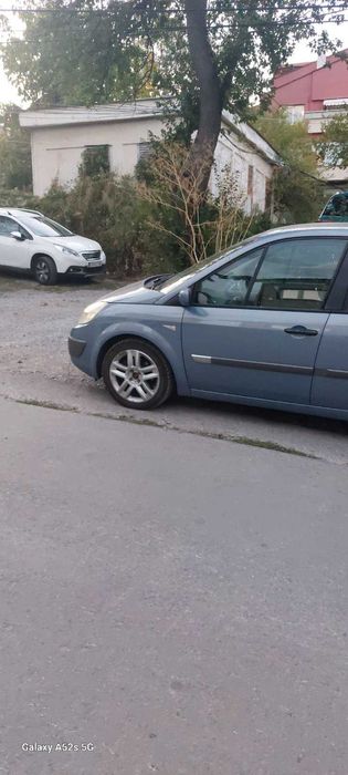 Продавам всички екстри за модела