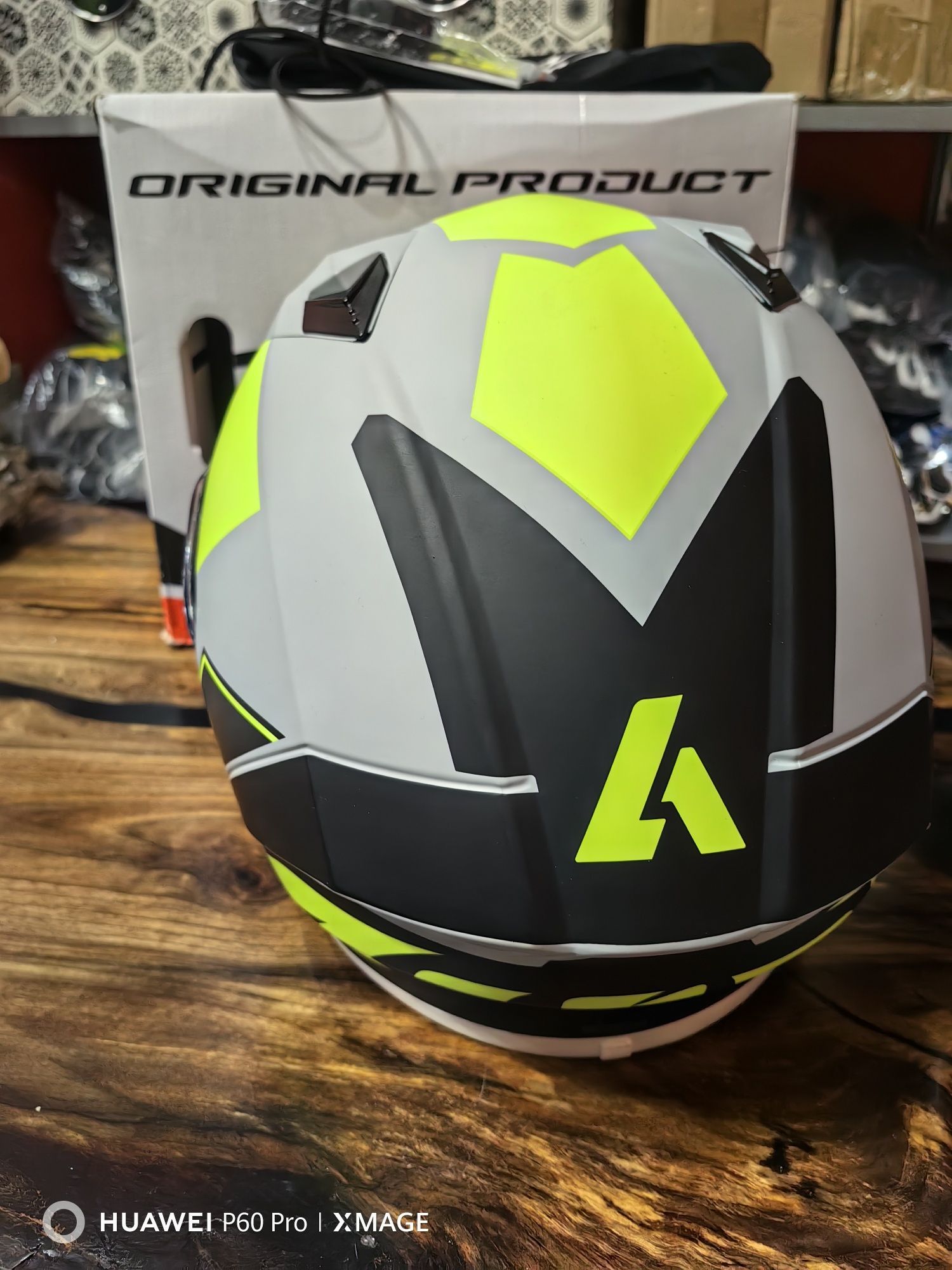 Airoh Valor wings fluo
Размер L