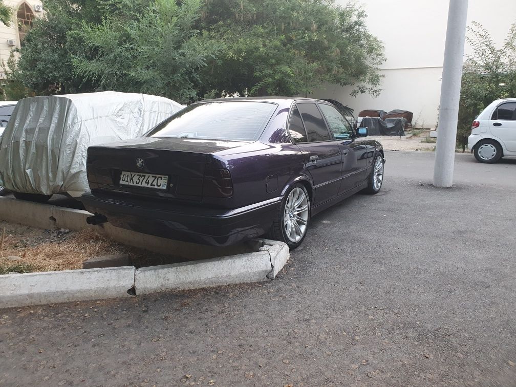BMW E34 525 Restaling M50b25  продаётся