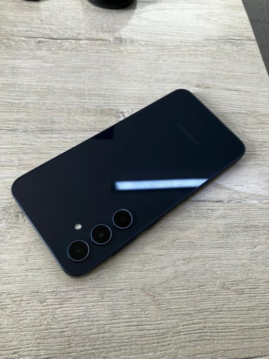 Samsung a35 5g самсунг телефон