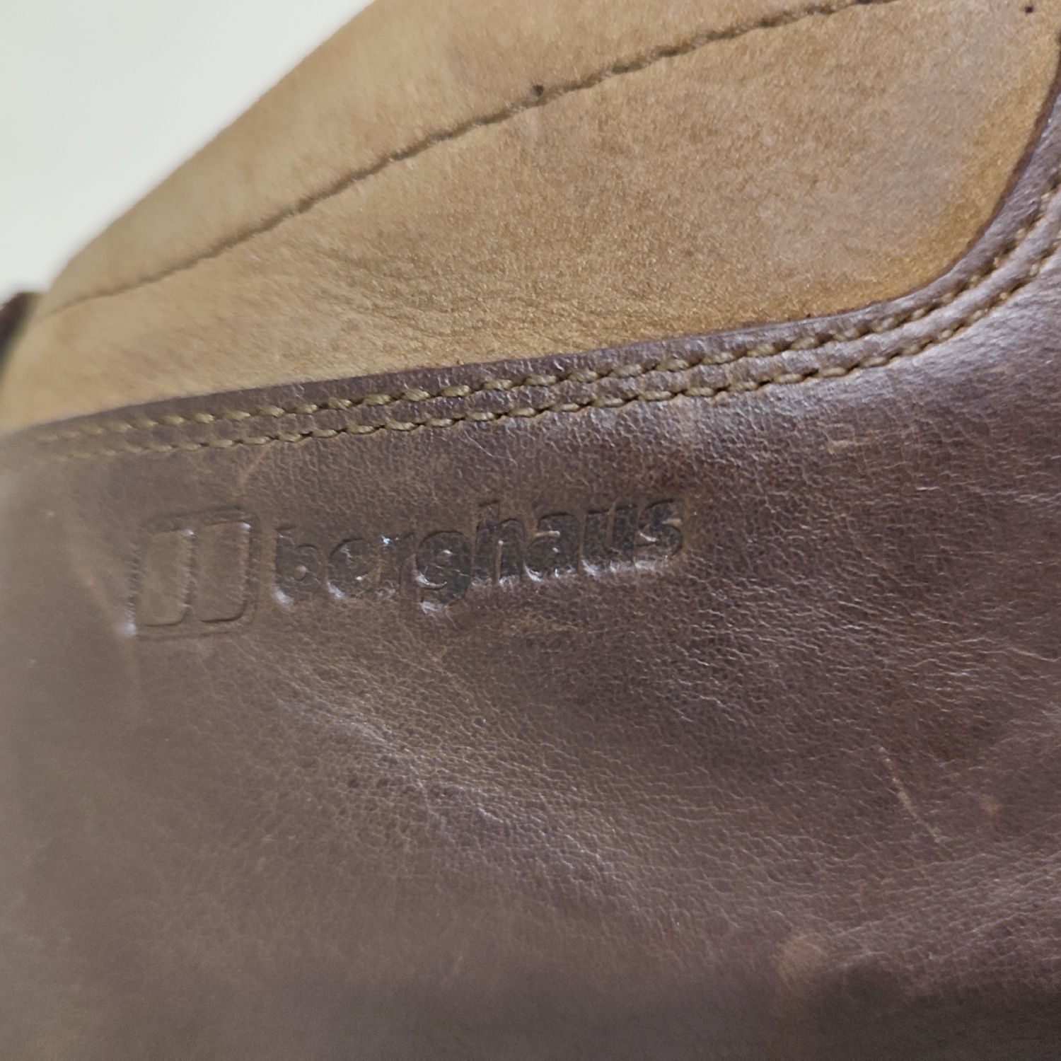 Ghete Nr 45 ½  Berghaus Goretex bocanci Meindl Scarpa Ecco