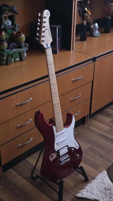 Chitara yamaha pacifica PAC112VM ca nouă