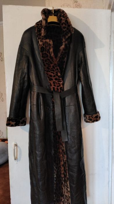 Продам      шубу