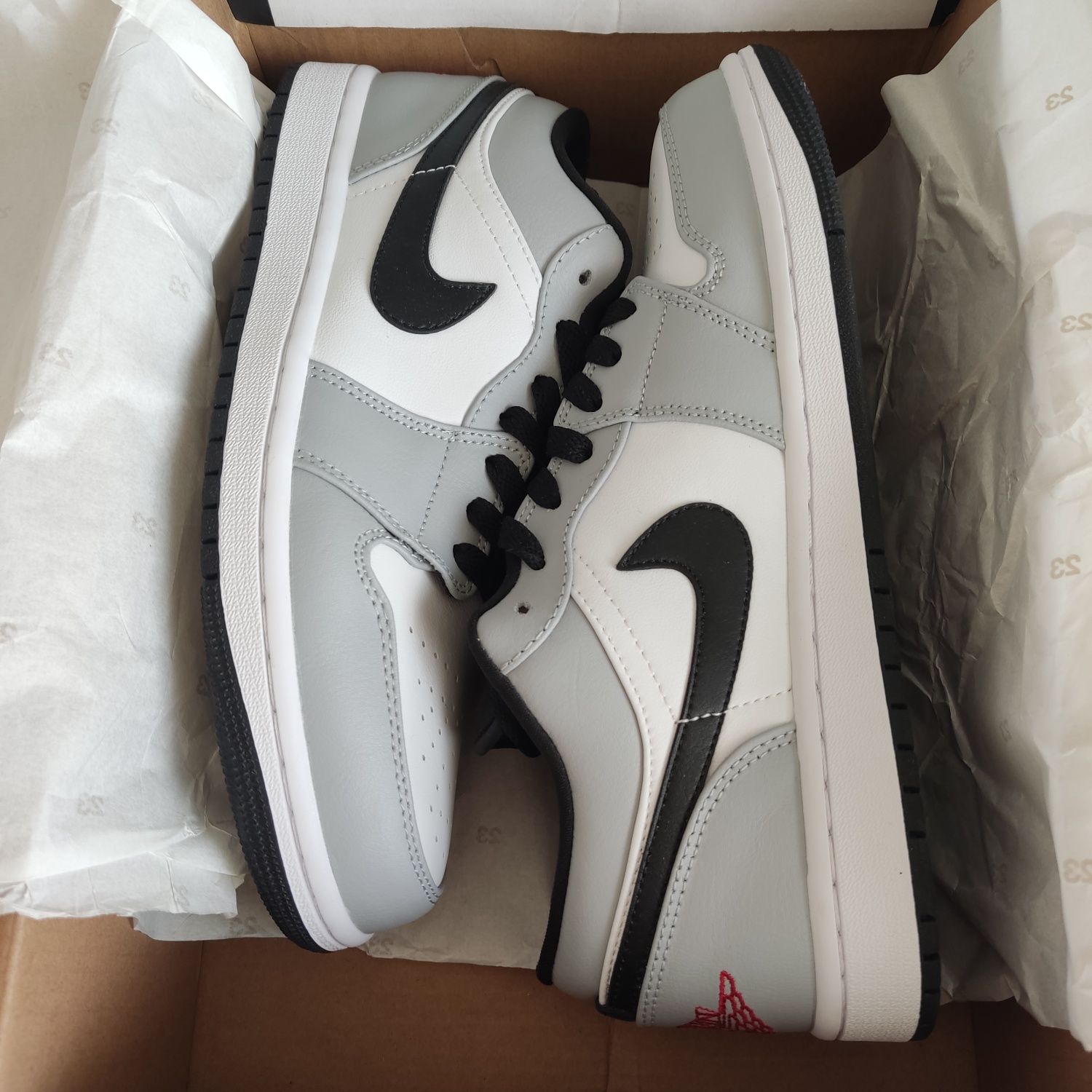 Jordan 1 Low Light Smoke Grey