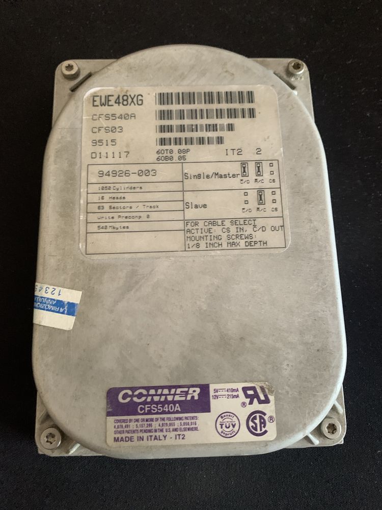 Hard disk Maxtor si Conner (vechi)