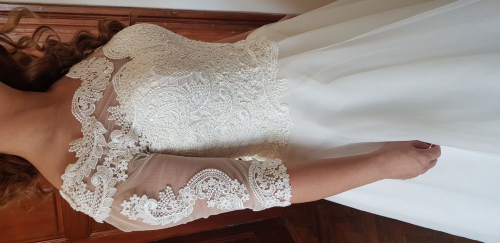 Rochie mireasa model Ivory