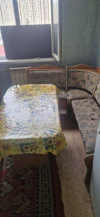 Продам кухонный стол дёшево!!!