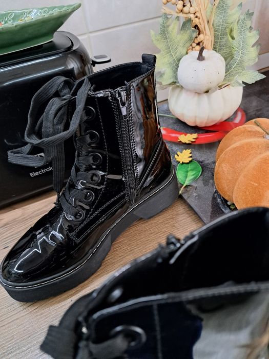 Ghete Adam's cu aspect lăcuit mas 36