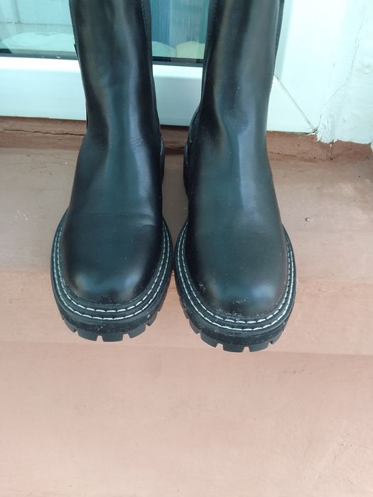 Vând ghete dama mărimea 39