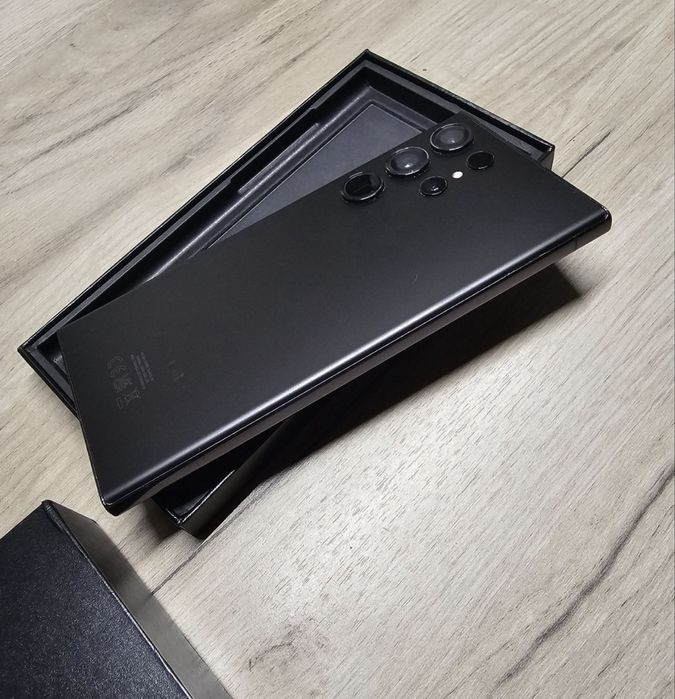 Samsung S23 ULTRA • 256 GB • Dual Sim