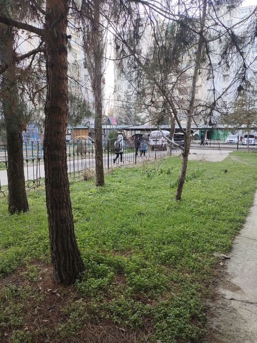 Kvartira sotiladi 2 xonalik 1 etaj