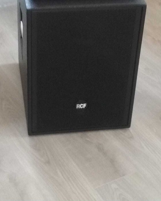 Bas activ RCF 905 AS