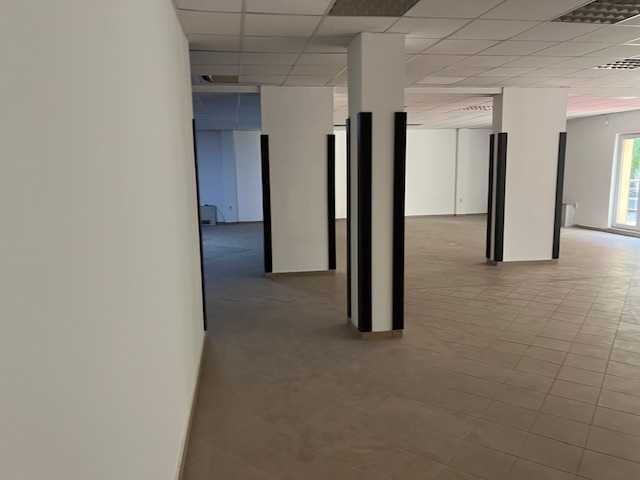 Spatiu comercial de vanzare
