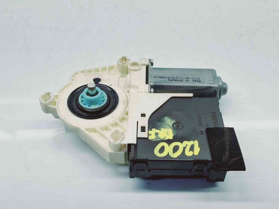 Motoras geam dreapta fata Volkswagen Passat B6 Variant (3C5) [Fabr 200