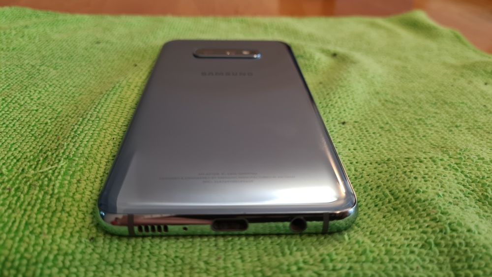 Samsung S10e 256Gb 8Gb