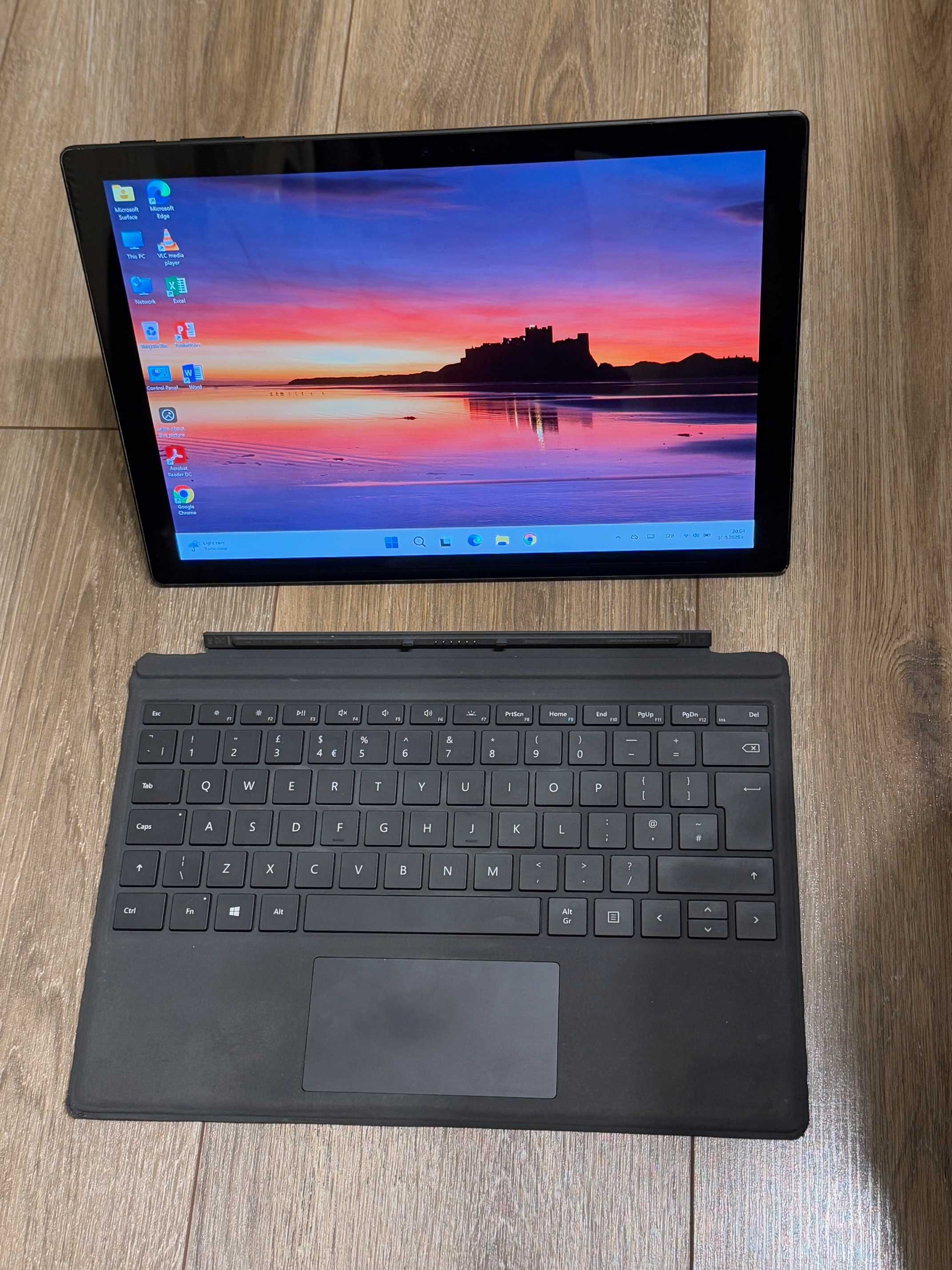 Microsoft Surface Pro 6 i5 8th/8RAM/256SSD черен цвят
