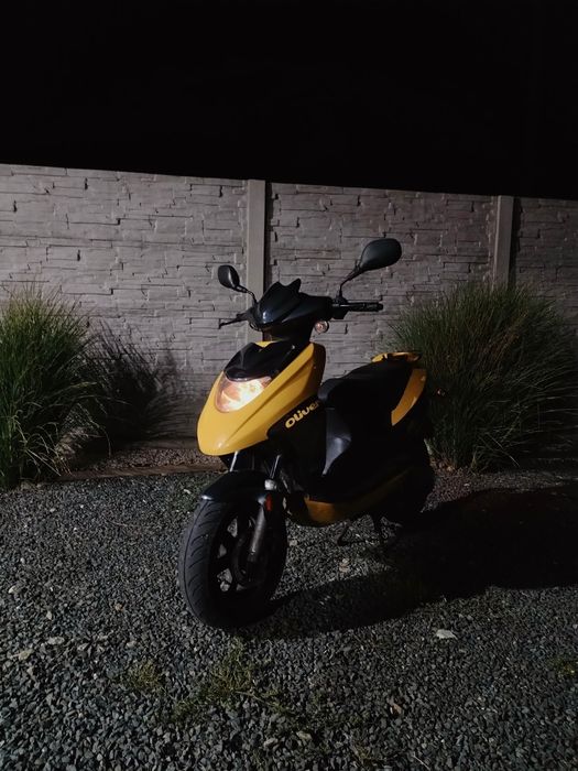 Vând scuter cpi oliver 50cc
